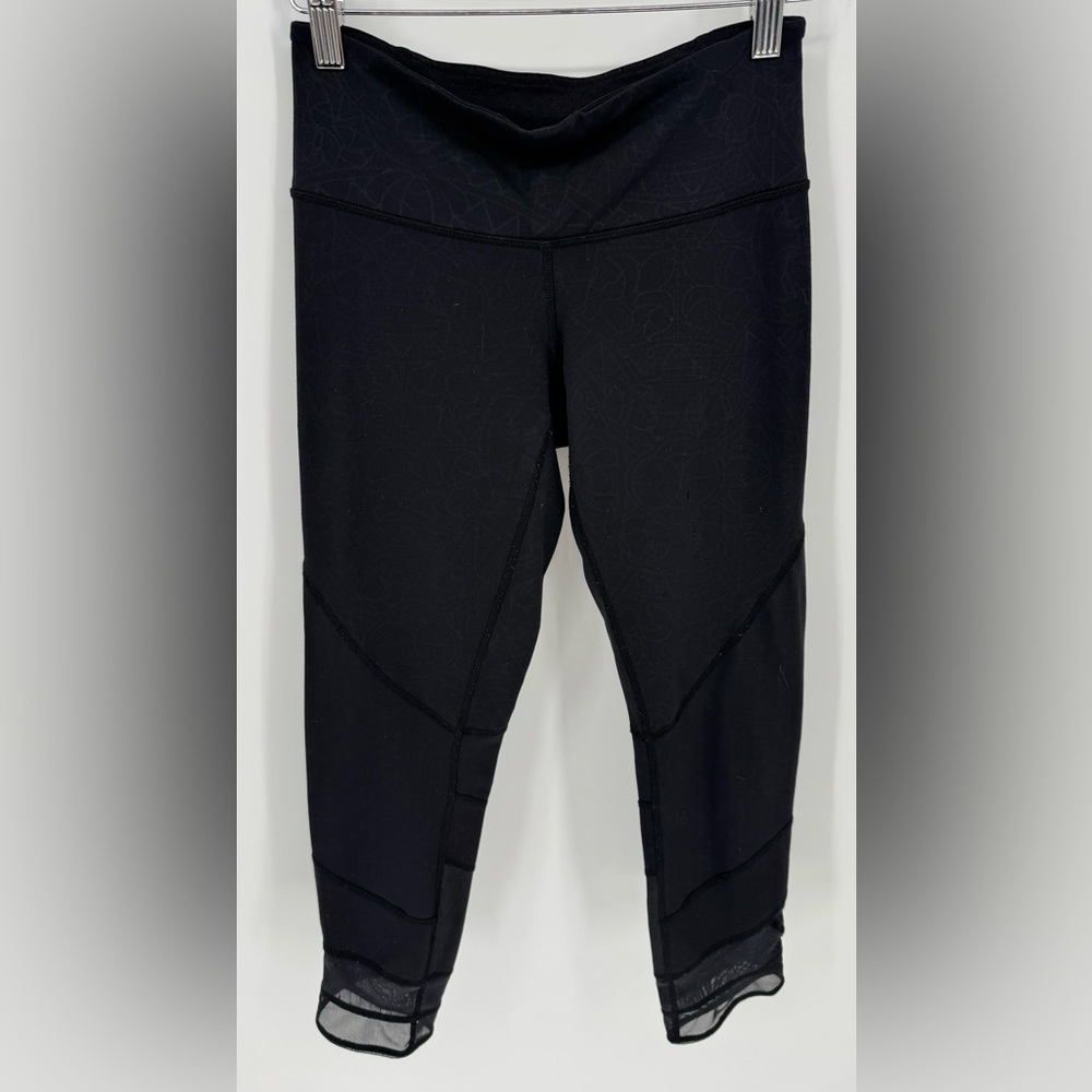 Lululemon Women's Black Polkadot Mesh Capri Leggings